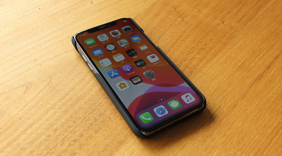 iPhone11プロマックス用 木製アイフォンケース　液晶画面