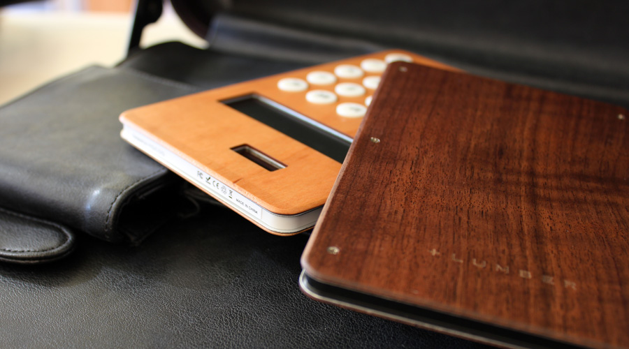 大判木製ソーラー電卓